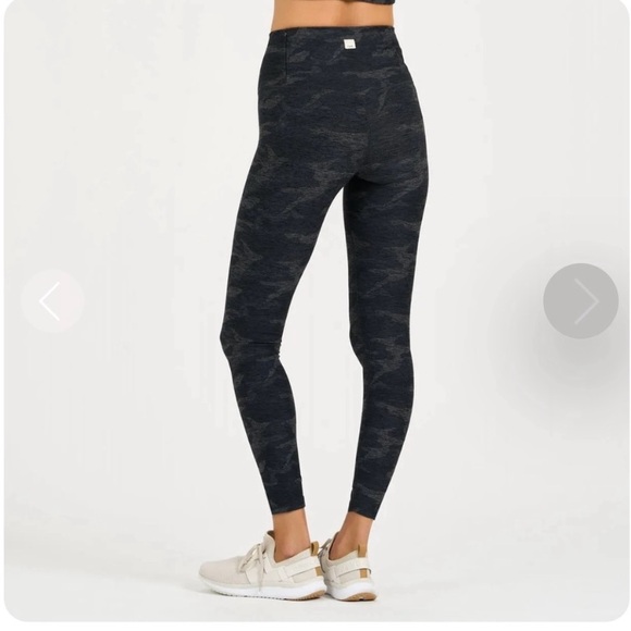 Vuori Pants - Vuori Clean Elevation Leggings Small